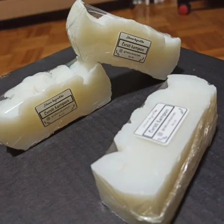 Čvrsti Šampon ručno izrađen od strane brenda ZdravaKozmetika.com