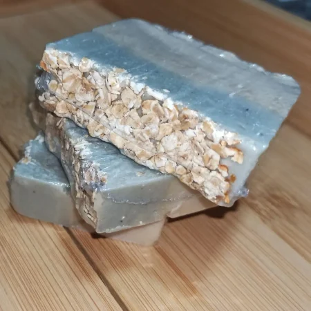 Sapun Ovsenko kozmetički proizvod ručno izrađen od strane brenda ZdravaKozmetika.com